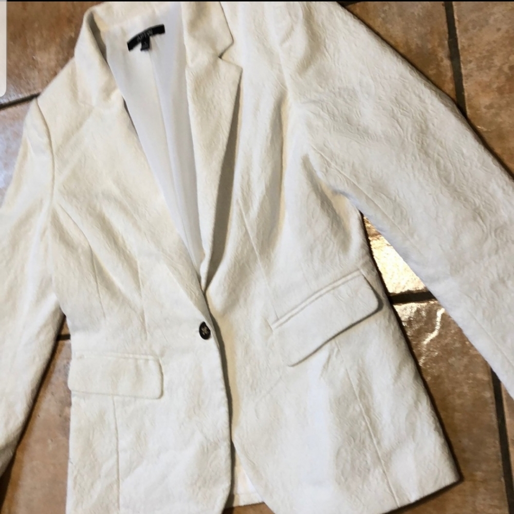 Apt. 9 White Single-Button Textured Blazer - Picture 5 of 16